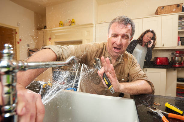 Best Water damage contractors near me  in Fairwood, WA
